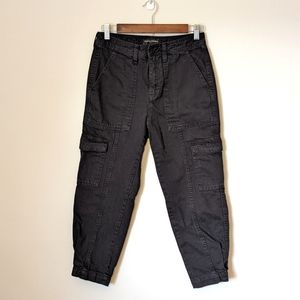 Banana Republic Cropped Tapered Cargo Jeans